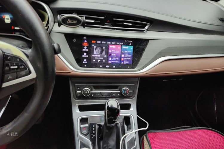 GEELY Emgrand 2021 #15 GEELY Emgrand 2021 car image #15