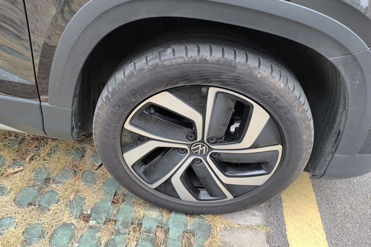 Volkswagen Tharu 2024 #6 Volkswagen Tharu 2024 immagine di auto #6