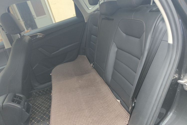Volkswagen Tharu 2021 car image #10
