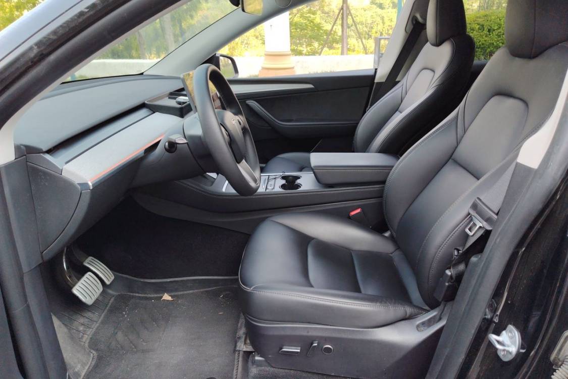 Tesla Model Y 2024 #18 Tesla Model Y 2024 immagine di auto #18