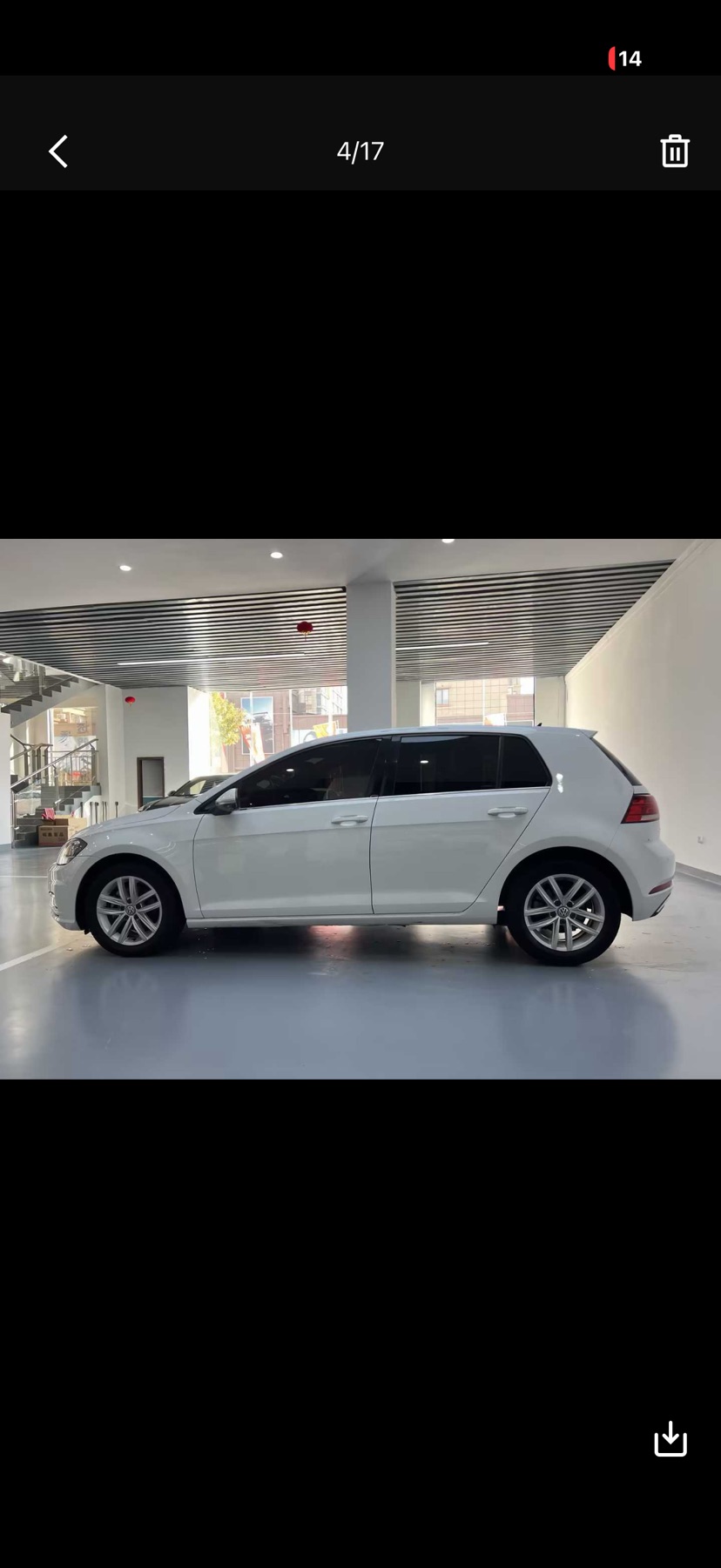 Volkswagen Golf 2019 car image #2