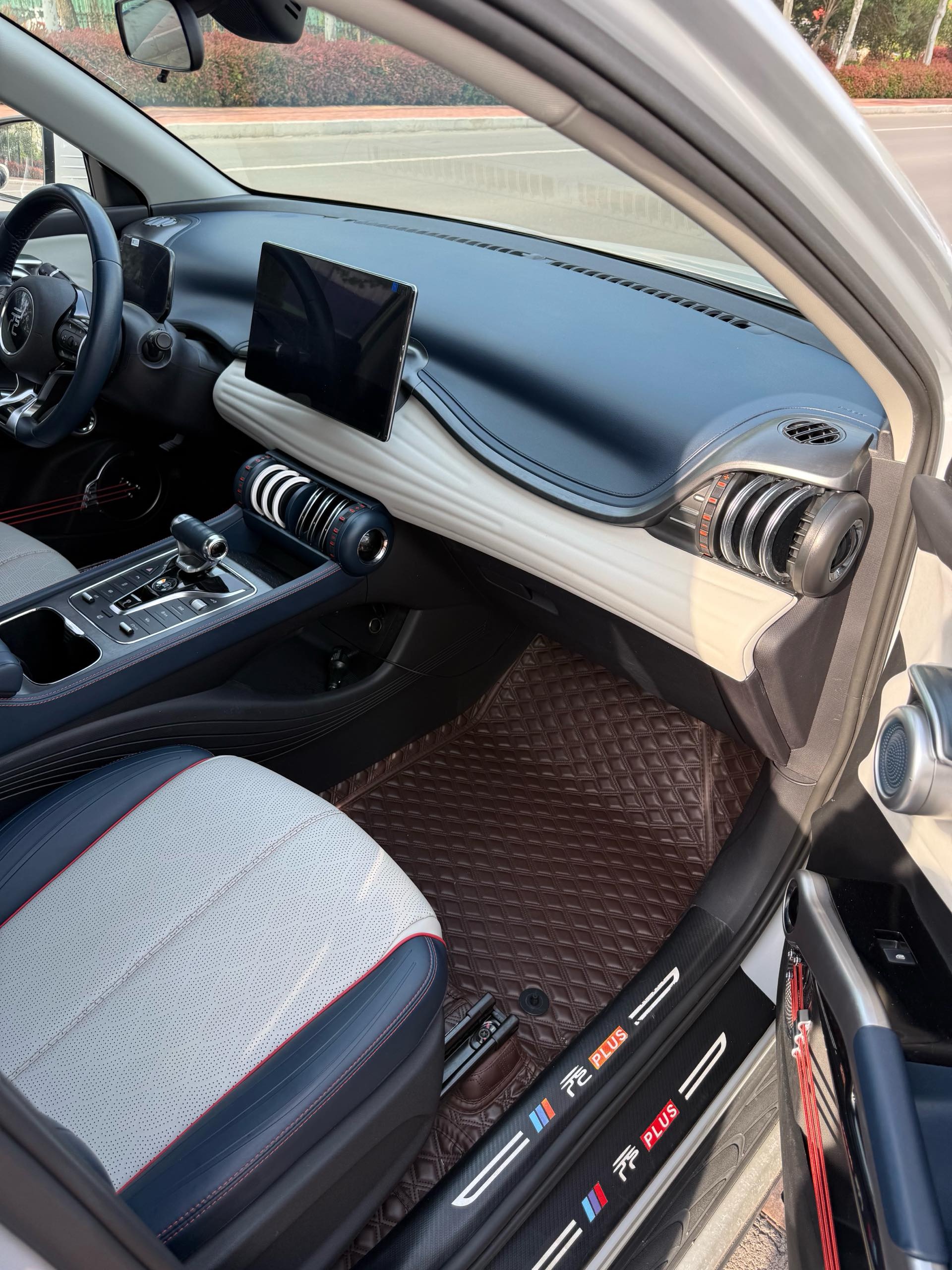 比亚迪 元PLUS 2022 汽车图片 #10