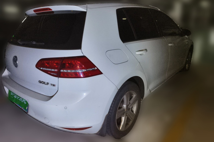 Volkswagen Golf 2016 car image #5
