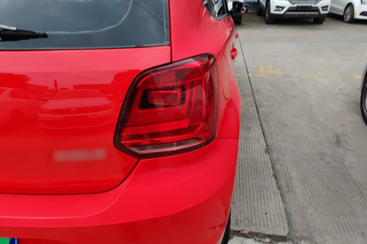 Volkswagen Polo 2015 #8 Volkswagen Polo 2015 car image #8
