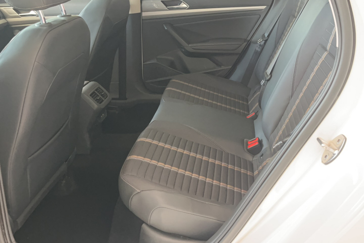 Volkswagen Lavida 2020 car image #11