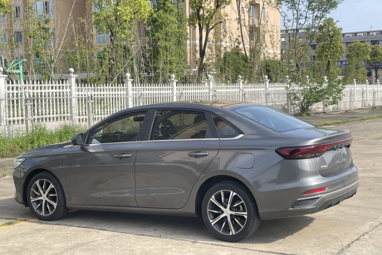 GEELY Emgrand 2022 #5 GEELY Emgrand 2022 car image #5