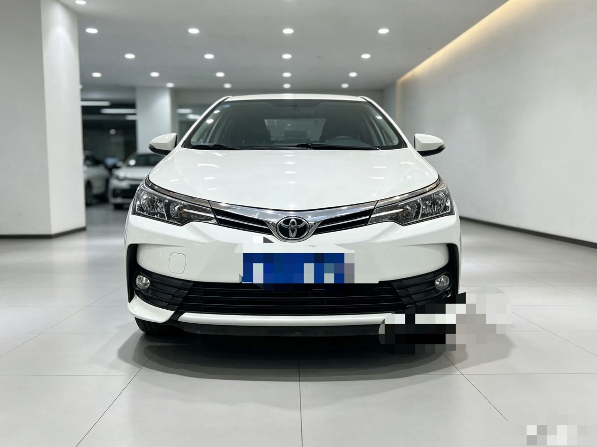 Toyota Corolla 2018 صورة سيارة #3