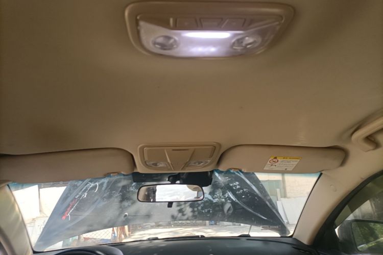 GEELY Emgrand 2017 car image #20