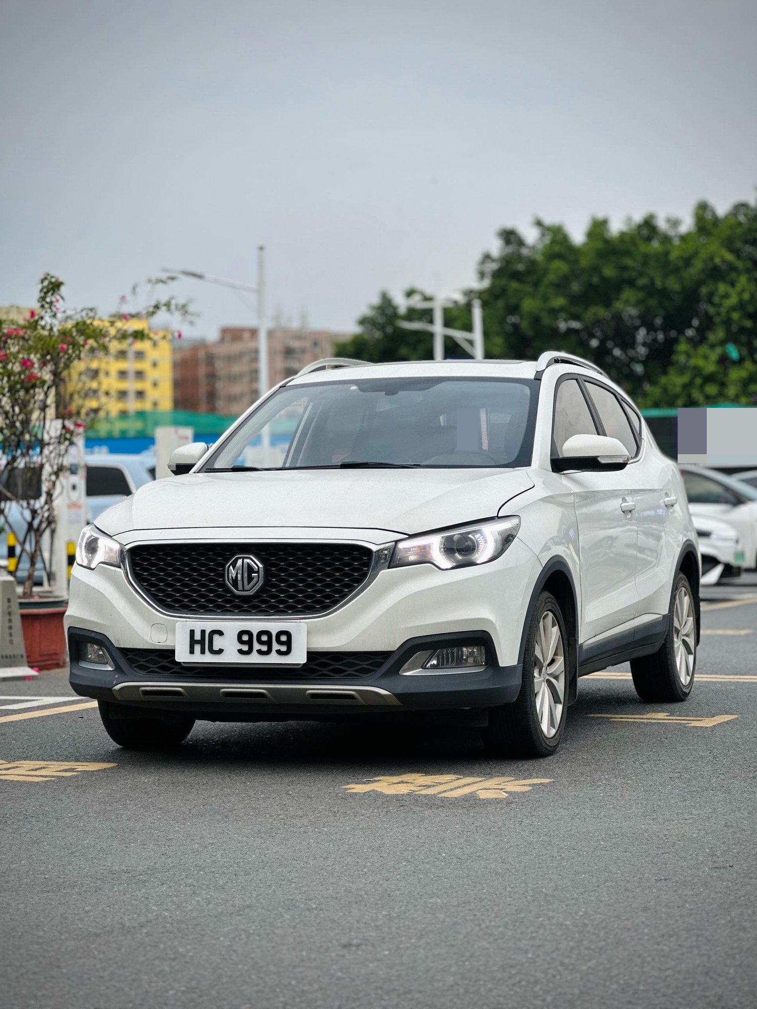 MG ZS 2018 car image 