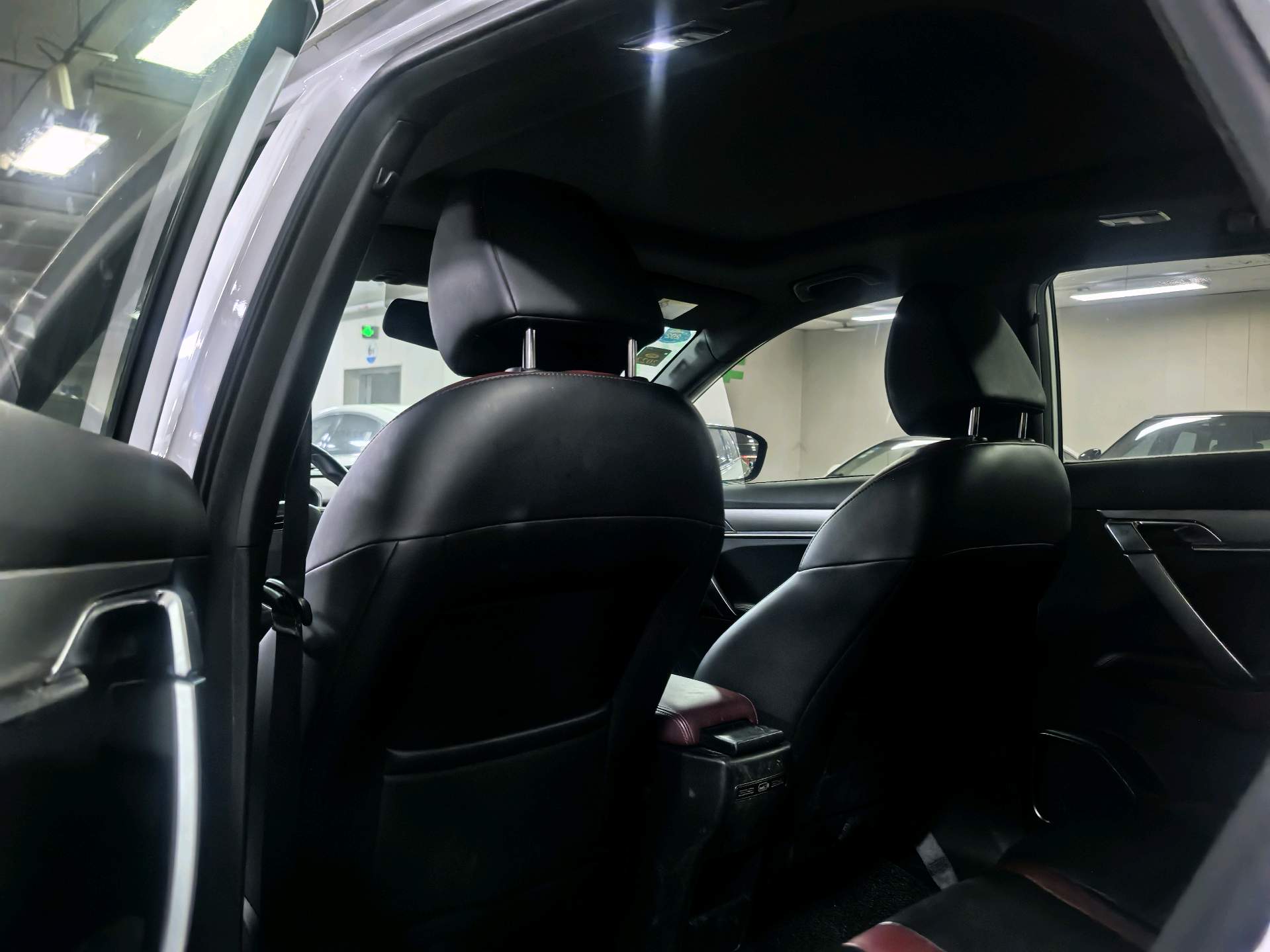 GEELY Coolray 2020 car image #8