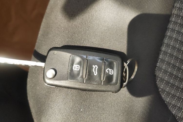 Volkswagen Santana 2021 car image #9