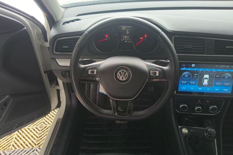 Volkswagen Lavida 2017 immagine di auto #11