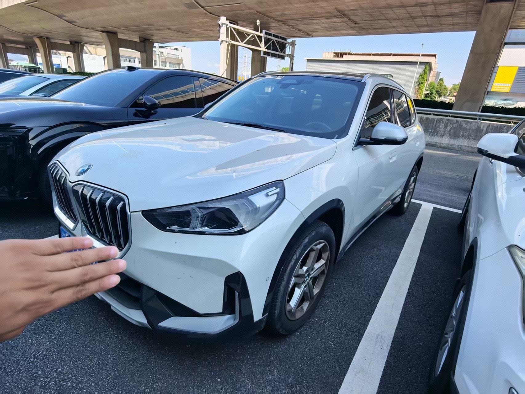 BMW X1 2024 car image 