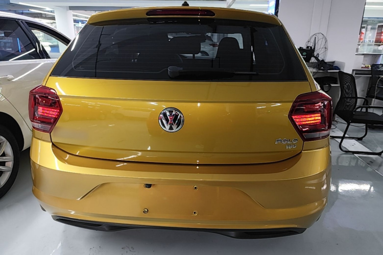 Volkswagen Polo 2020 car image #6