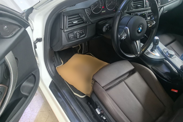 BMW 3 Series 2019 #16 BMW 3 Series 2019 car image #16