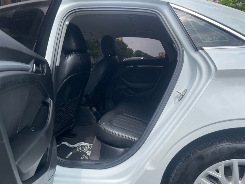 Audi A3 2017 car image #8