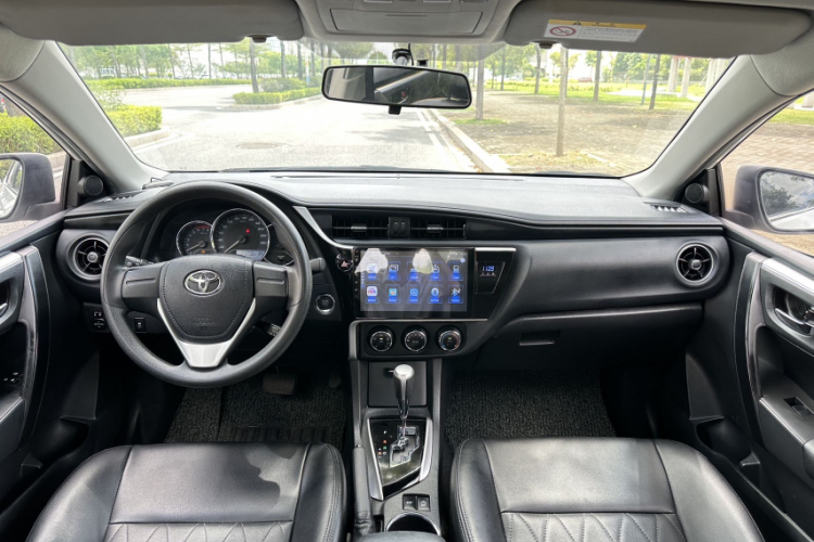 Toyota Corolla 2019 car image #12