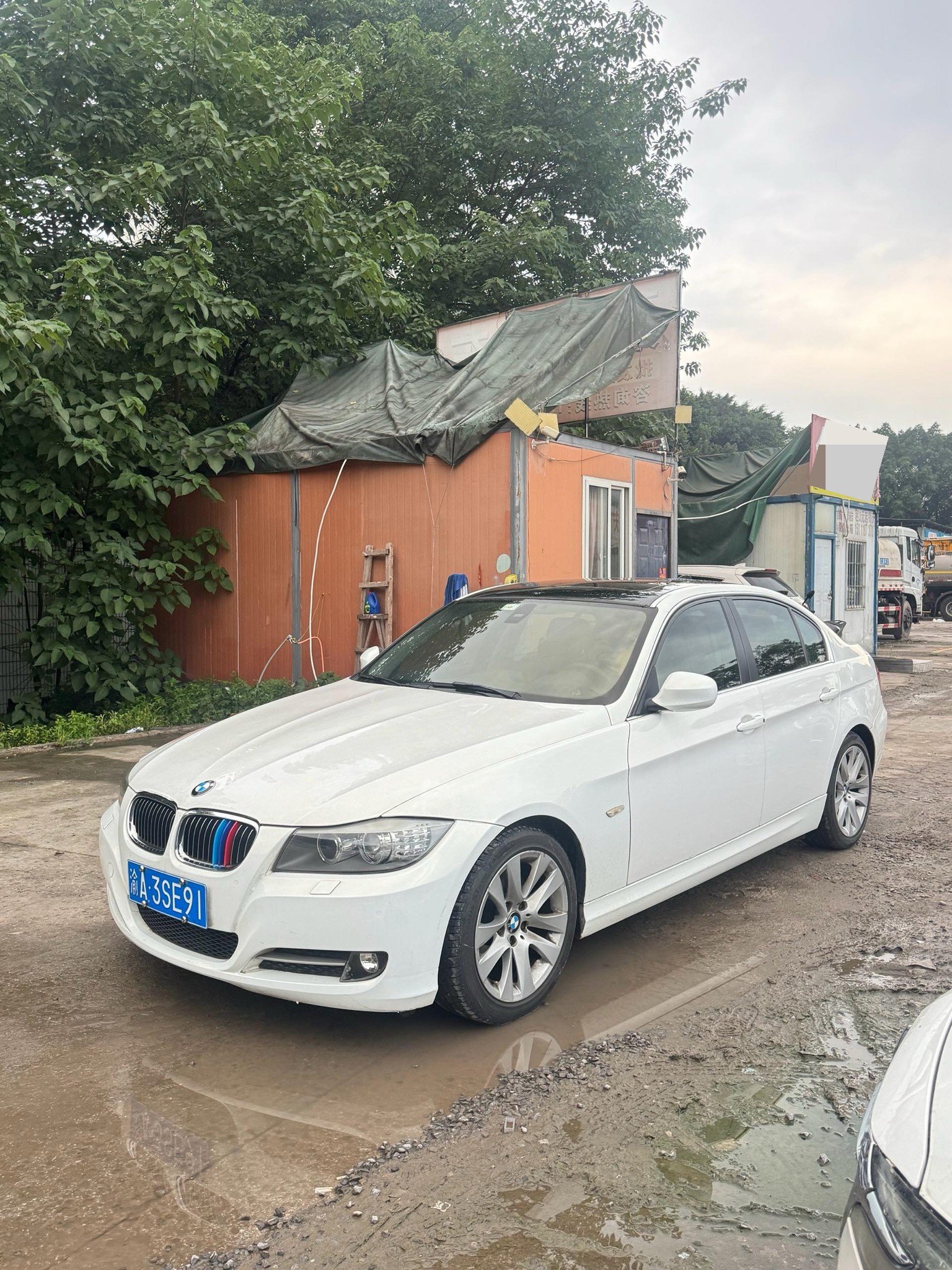 BMW 3 Series (Imported) 2010 BMW 3 Series (Imported) 2010 car image