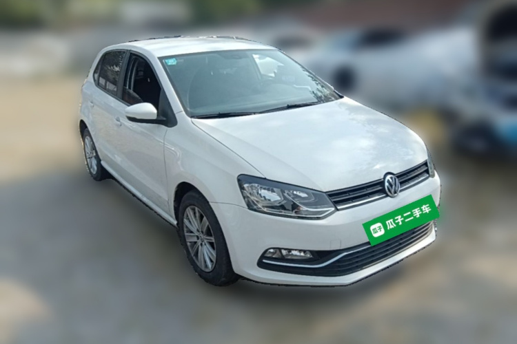 Volkswagen Polo 2015 #4 Volkswagen Polo 2015 car image #4