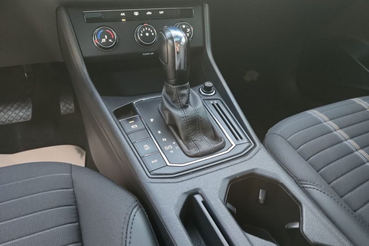 Volkswagen Lavida 2019 imagen de coche #15