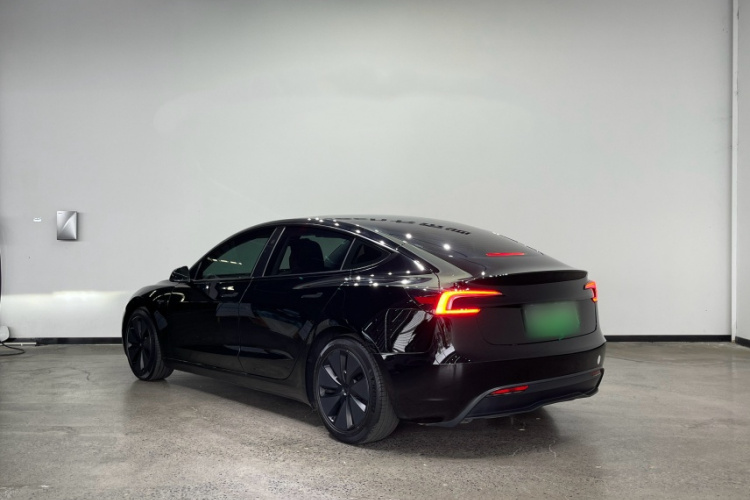 Tesla Model 3 2023 #7 Tesla Model 3 2023 car image #7