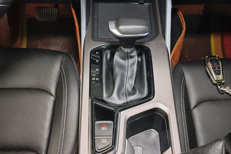GEELY Emgrand 2022 #14 GEELY Emgrand 2022 car image #14
