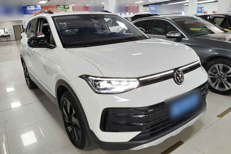 Volkswagen Tharu 2025 #4 Volkswagen Tharu 2025 car image #4
