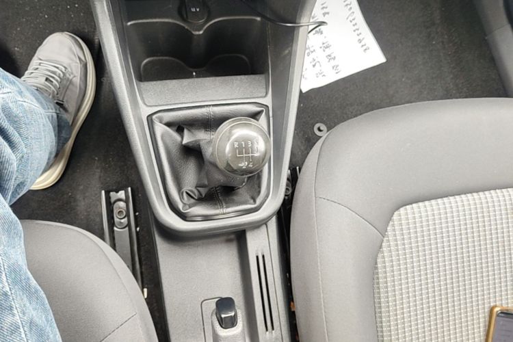 Volkswagen Santana 2017 #14 Volkswagen Santana 2017 car image #14