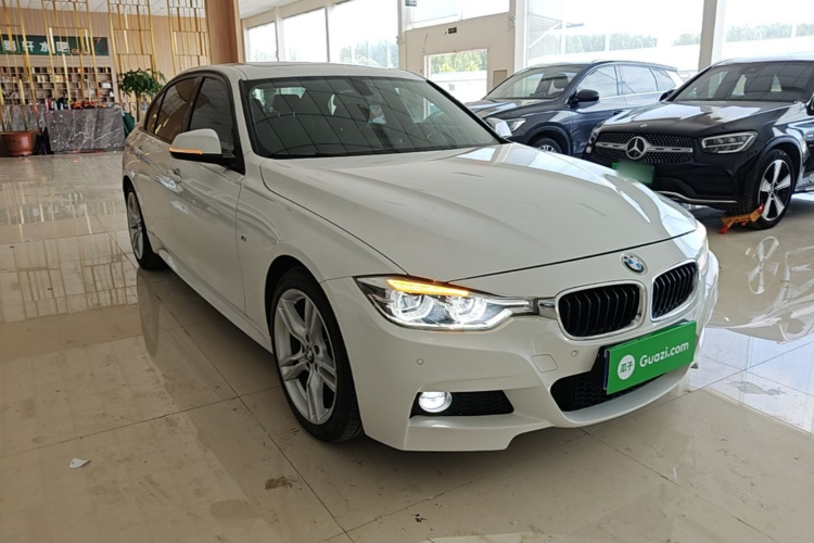 BMW 3 Series 2017 #4 BMW 3 Series 2017 car image #4