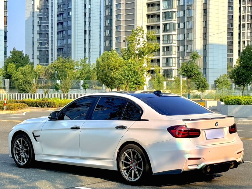 BMW 3 Series 2018 #9 BMW 3 Series 2018 car image #9