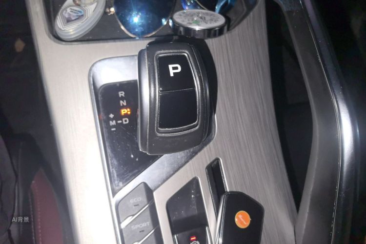 GEELY Coolray 2019 car image #16