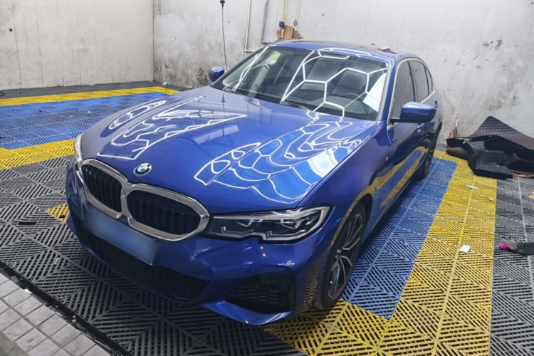 BMW 3 Series 2021 #2 BMW 3 Series 2021 car image #2