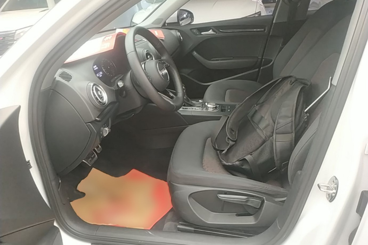 Audi A3 2019 صورة سيارة #15