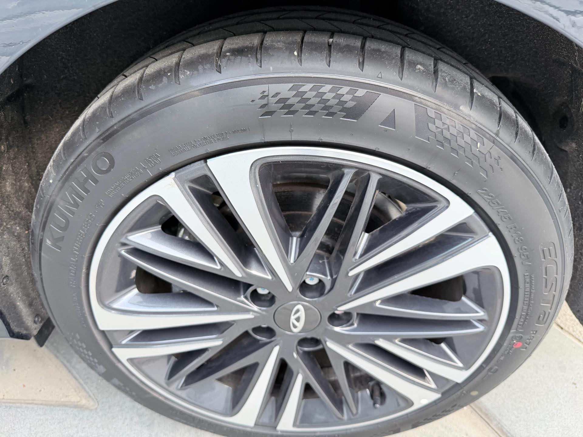 Chery Arrizo 8 2024 car image #12