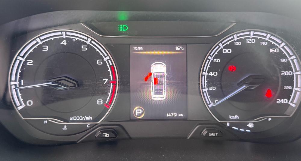 GEELY Vision X6 2022 car image #13