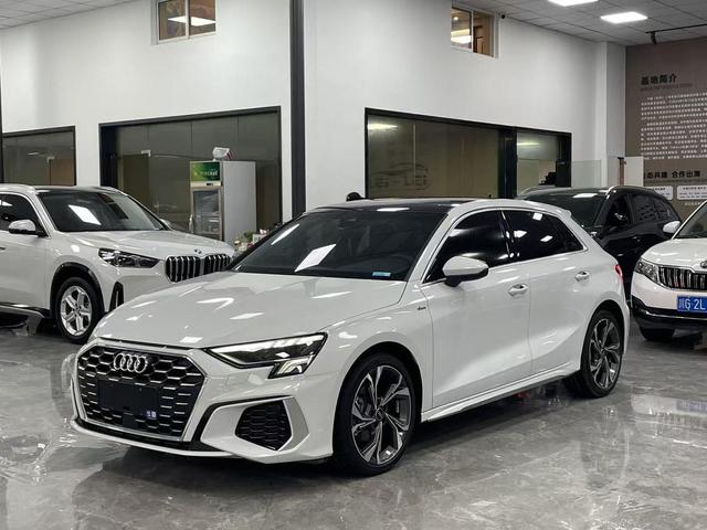 Audi A3 2022 car image #17