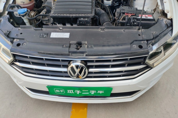 Volkswagen Bora 2016 car image #18