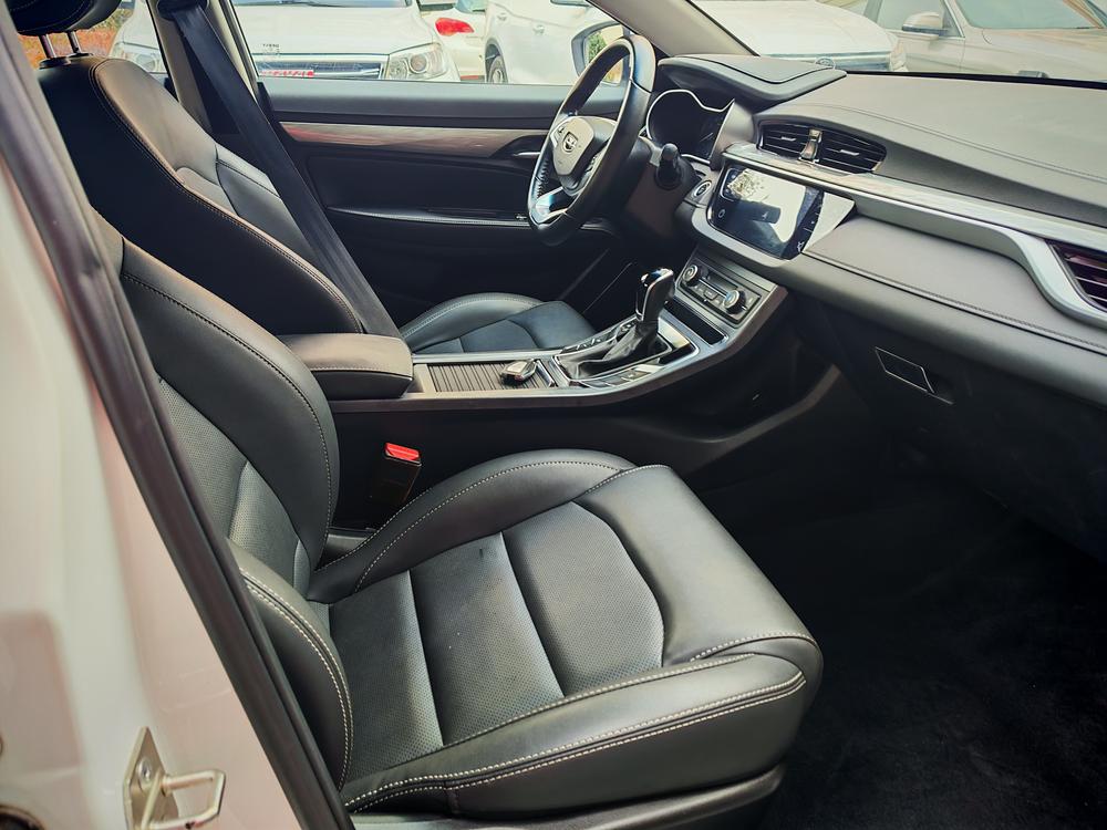 GEELY Emgrand 2020 #17 GEELY Emgrand 2020 car image #17