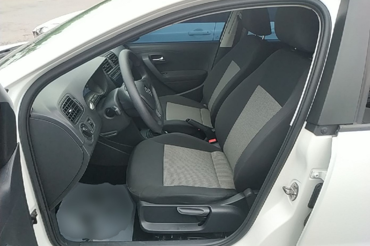Volkswagen Polo 2018 #15 Volkswagen Polo 2018 car image #15