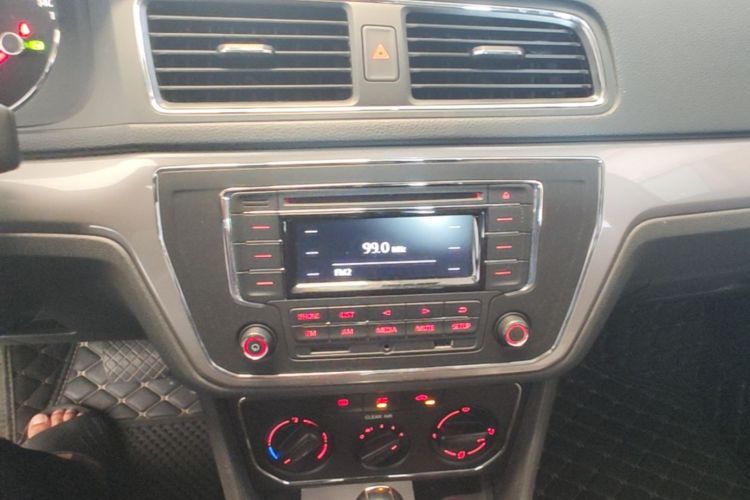 Volkswagen Lavida 2017 #13 Volkswagen Lavida 2017 car image #13