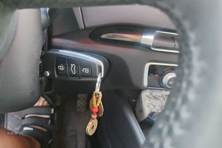 Audi A3 2019 car image #10