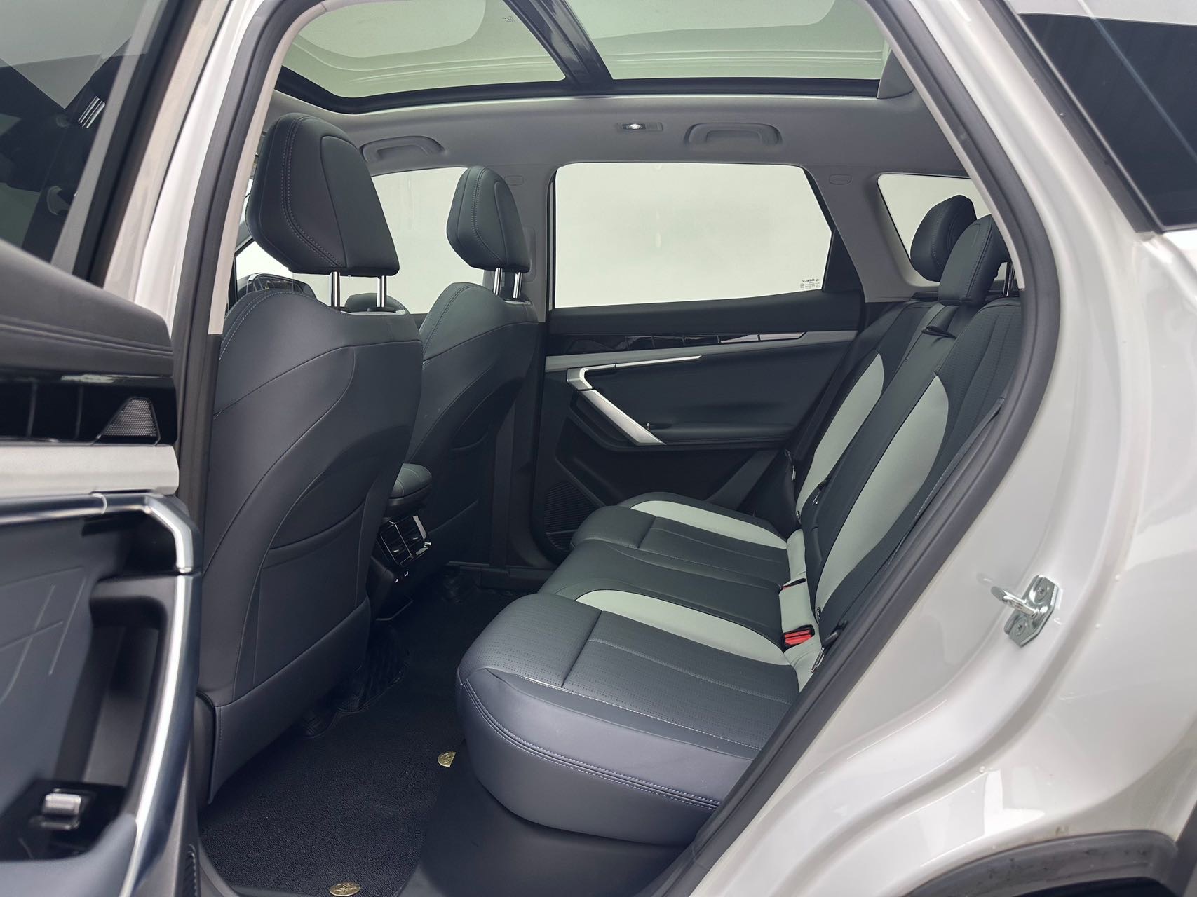 GEELY Boyue L 2024 #4 GEELY Boyue L 2024 imagem de carro #4