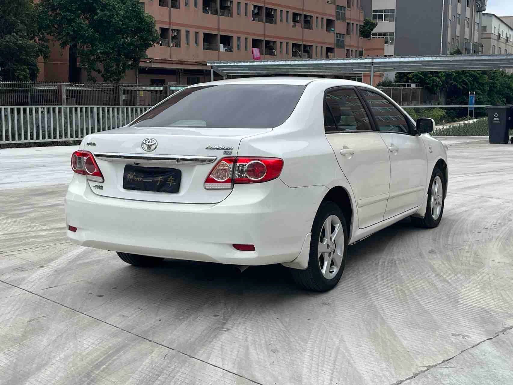 Toyota Corolla 2013 #9 Toyota Corolla 2013 car image #9
