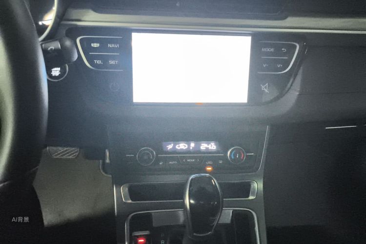 GEELY Emgrand 2019 car image #15