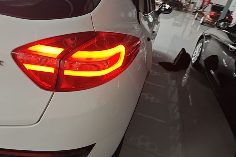 GEELY Emgrand GS 2017 #8 GEELY Emgrand GS 2017 car image #8