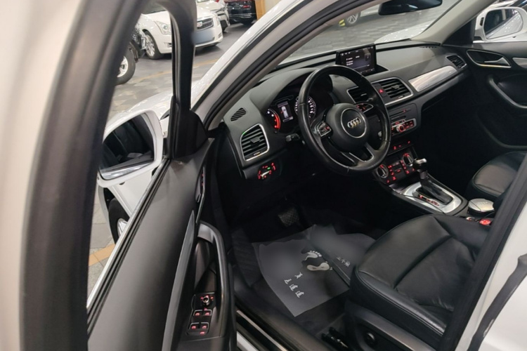 Audi Q3 2016 #16 Audi Q3 2016 immagine di auto #16