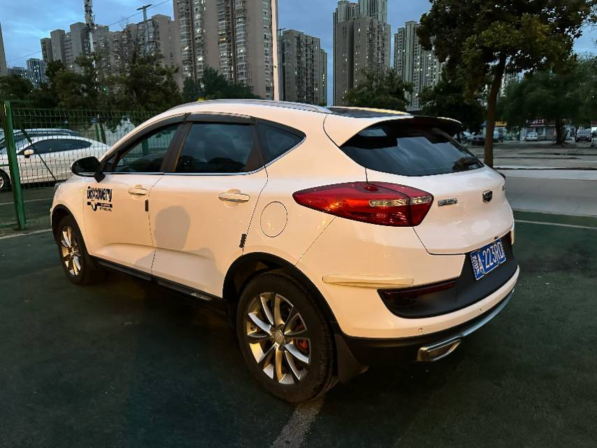 GEELY Emgrand GS 2018 #9 GEELY Emgrand GS 2018 immagine di auto #9