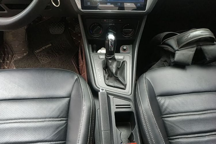 Volkswagen Lavida 2017 #14 Volkswagen Lavida 2017 car image #14