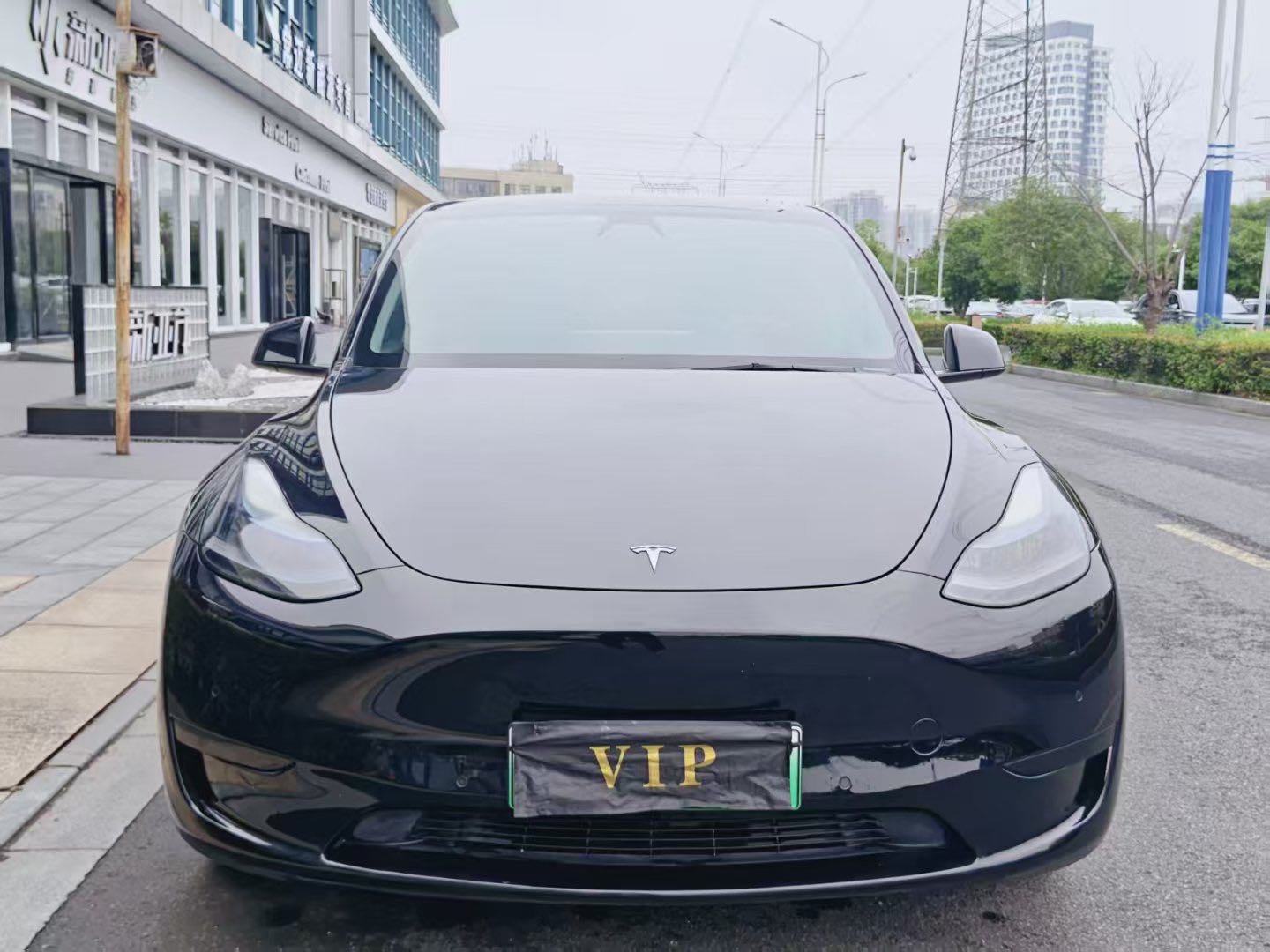 Tesla Model Y 2022 #2 Tesla Model Y 2022 car image #2
