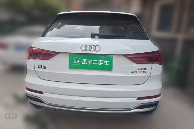 Audi Q3 2020 car image #6